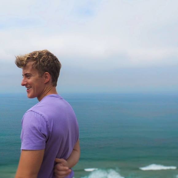 Meet your Posher, Andrew - Picture 1 of 1